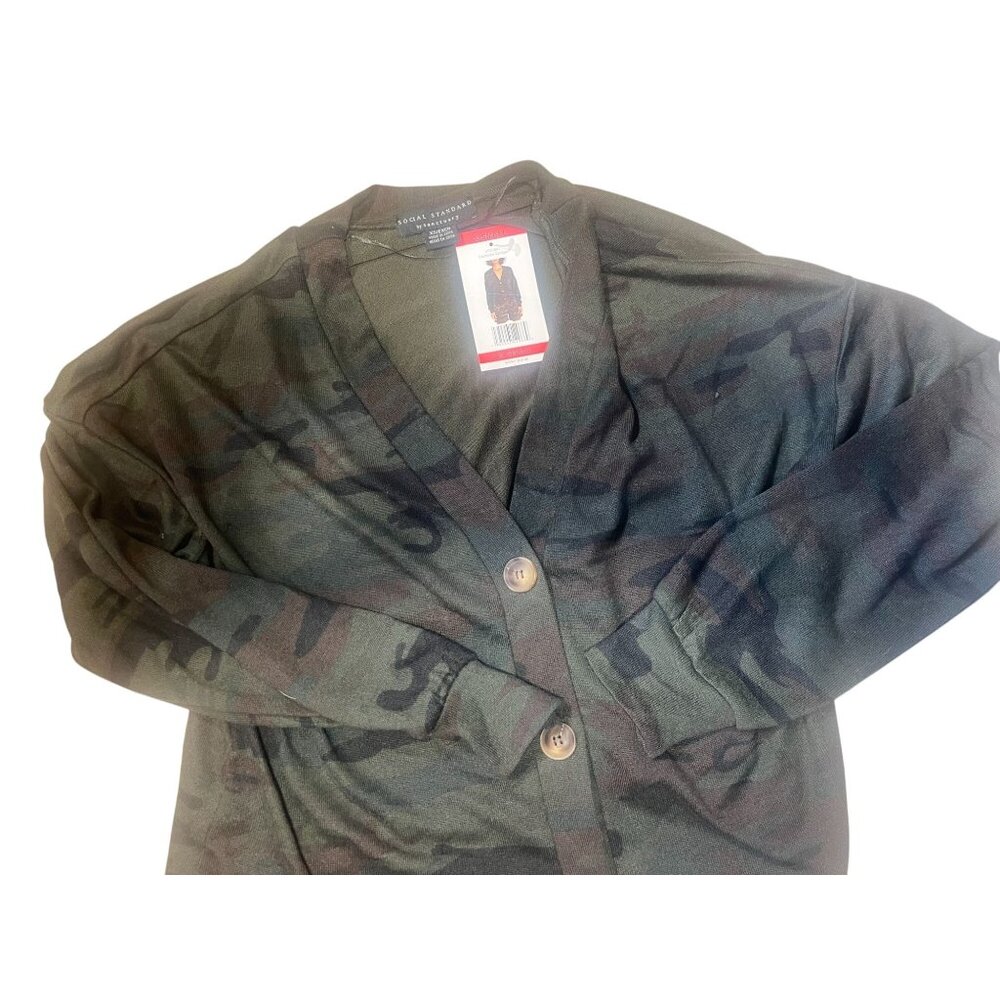 Camo Print Button Down Cardigan Sweater V-Neck Long Sleeve Cozy Fit Size XS